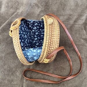 Woven Crossbody Bag with Fabric Lining